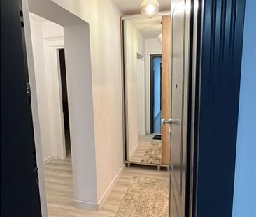 Apartament 2 camere, Potiers Towers, 450 EUR - Fotografie 1