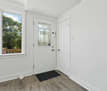 For Lease - 9 Prince Street Unit# (main level), St. Catharines, Ont... - Photo 2