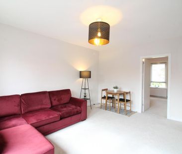 2 bedroom flat to rent - Photo 3