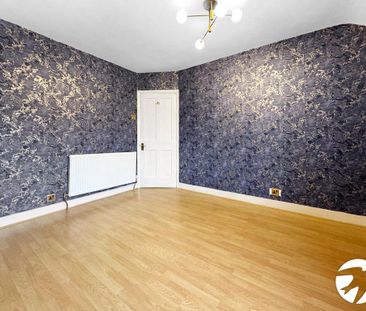 4 bedroom semi-detached house to rent - Photo 1