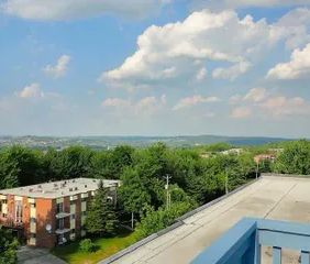 Appartement · 81 m² · Mont-Bellevue - Photo 2