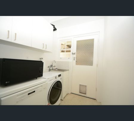 6/8 Edison Street, Glenelg North, SA 5045 - Photo 2