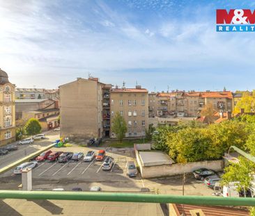 Pronájem bytu 4+1 105 m² - Photo 2