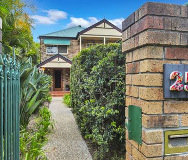 YOUR FOREVER HOME IDEALLY SITUATED IN THE HEART OF CHELMER - Photo 2