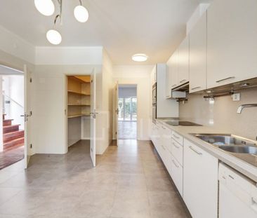 5 bedroom luxury House for rent in Carcavelos, Cascais, Lisbon - Photo 2
