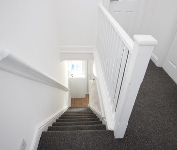 3 bedroom terraced house to rent - Photo 5