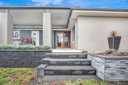 Modern Marvel in Windradyne - Photo 3