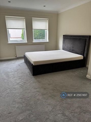 2 bedroom semi-detached house to rent - Photo 3