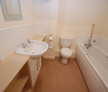 2 bed flat to rent in Olwen Drive, Hebburn, NE31 - Photo 6