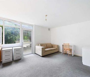 Yelverton Road, Battersea, SW11 - Photo 1