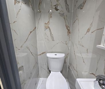 Hawthorn Way, Shepperton TW17, London - Photo 5