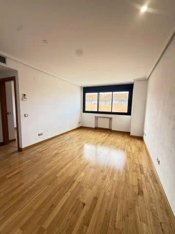 Piso de alquiler en De Euterpe, Rejas - Photo 4