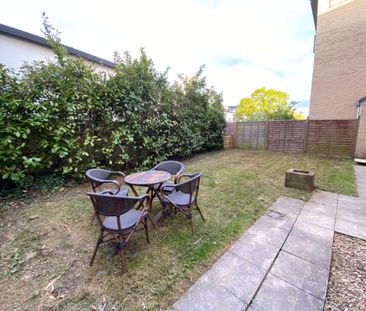 Gorgeous large 5 bedroom detached house with large garden and garag... - Photo 6