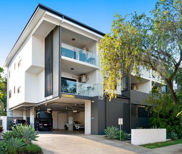 Sleek and Contemporary Living: Modern One-Bedroom Apartment - Photo 1