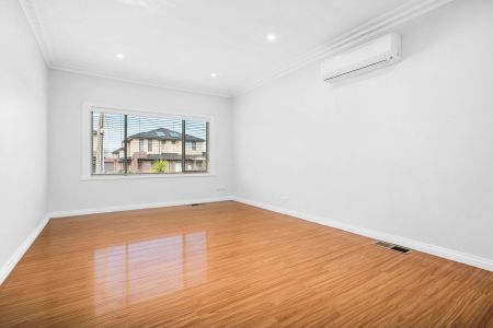 41 Thompson Street, 3168, Clayton Vic - Photo 3