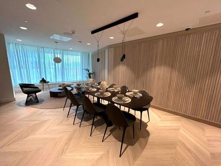 BRAND NEW Unfurnished One Double Bedroom Apartment in the Three60 development. - Photo 4