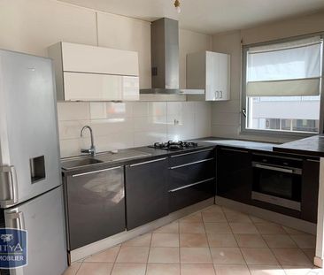 Location Appartement 3 pièces 58m² VILLEURBANNE 69100 - Photo 2
