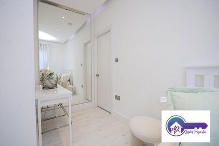 1 Bedroom Room in Flat Share To Rent - Photo 3