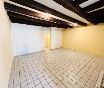 Location Appartement 3 pièces 83m² MACON 71000 - Photo 1