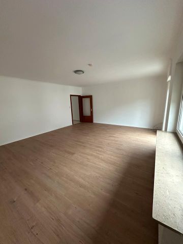 2-Zimmer Wohnung mit Einbauküche und Balkon - Photo 2