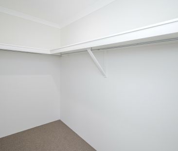 Brand new home awaits - Photo 3