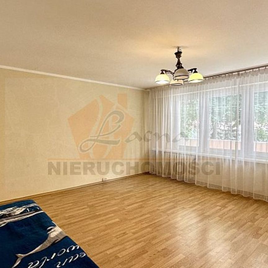 006MW N Sącz os. Sucharskiego, pow. 49 m2, 2 pokoje, I piętro, balkon. Cena: 1500zł - Photo 1