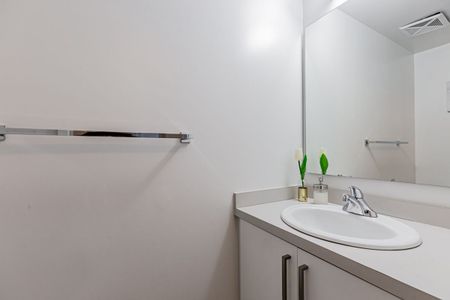 For Lease - 12 York Street Unit# 4710, Toronto, Ontario - Photo 3