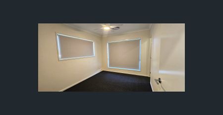 SUPERB MODERN LIVING IN THE FAIRWAYS ESTATE - Photo 3