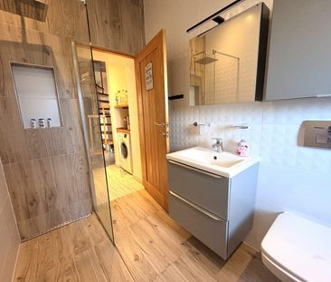 Mervyn Road, Cardiff - Photo 1