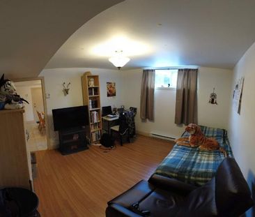 1 CH - 1 SDB - Québec - $827 /mo - Photo 2