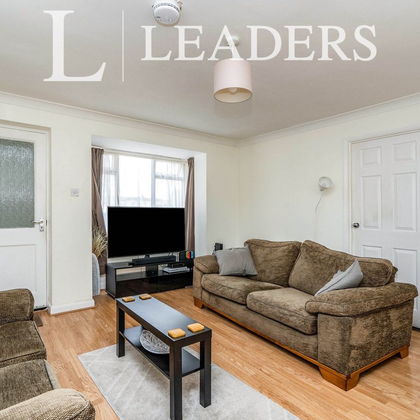 2 bedroom property to rent Marchesi Court, Foster Close, Fareham, PO14 - Photo 1