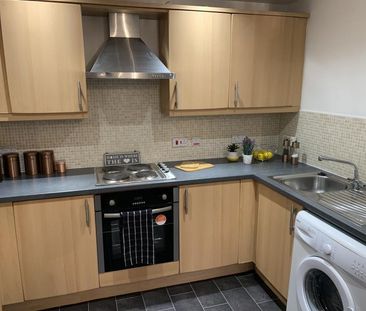 2 bedroom flat to rent - Photo 6