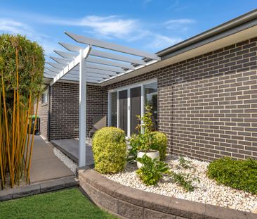 Immaculate Family Home in a Prime Location - Photo 3