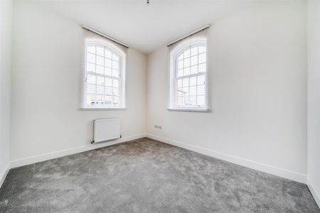 Eddy Fry House, 1 Saltash Place, Poundbury, Dorchester, DT1, Dorchester - Photo 2