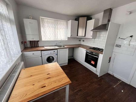 Charminster * Coming Soon, BH9 - Photo 5