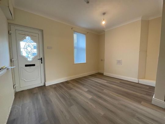 5 Bridge Street, Killyleagh, BT30 9QN - Photo 1