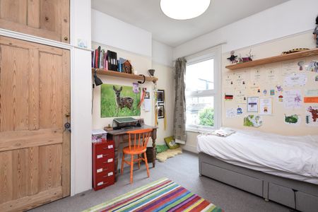 Tetherdown, London, N10 - Photo 3