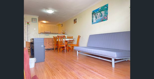 Oversized 30SQM Balcony North Facing Floorboard Extra Storage - Photo 1