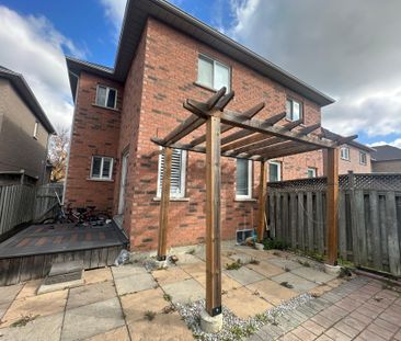 For Lease - 48 Coachwhip Road, Brampton, Ontario - Photo 2