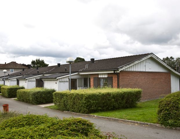 Hässlegatan 18 - Photo 1
