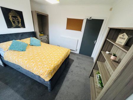 1 bedroom house of multiple occupation to rent - Photo 2