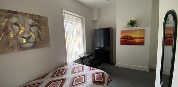 1 bed house share to rent in Albert Street, Burnley, BB11 - Photo 2