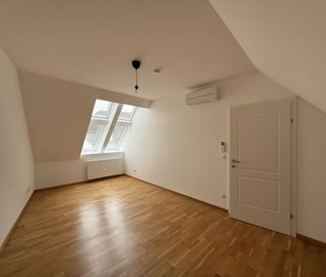 KREMS-Zentrum, 3-Zimmer Dachgeschosswohnung mit Lift und Klima-Anlage - Foto 4
