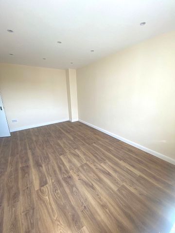 1 Bed Flat- TO LET- Northwood Hills-HA6 - Photo 3