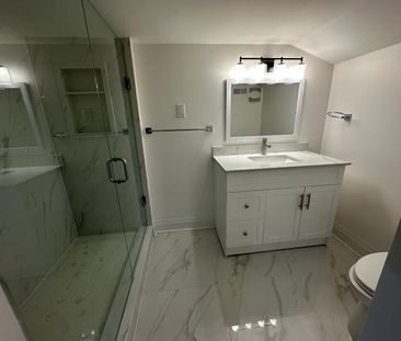 For Lease - 16 Yorkshire Road Unit# Basement, Toronto, Ontario - Photo 3