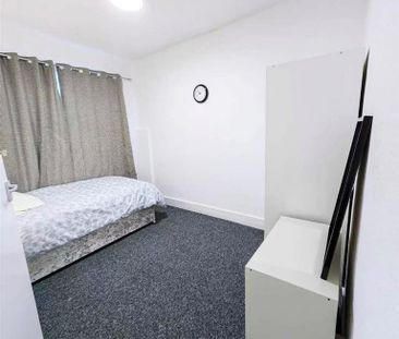 3 bedroom house share to rent - Photo 1