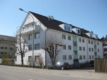 Helle Dachwohnung mit Balkon - Photo 4