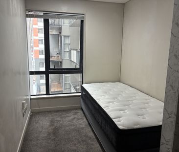 Auckland CBD – Cozy Comfort Meets Urban Convenience - Photo 3