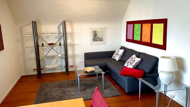 3½ Zimmer-Maisonettewohnung in Liestal (BL), möbliert - Photo 1