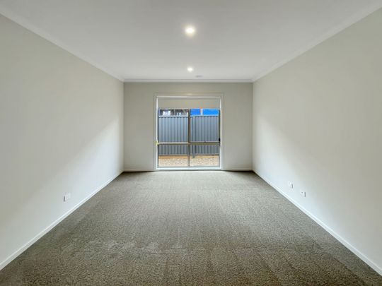 18 Whatman Street, Lucas - Photo 1